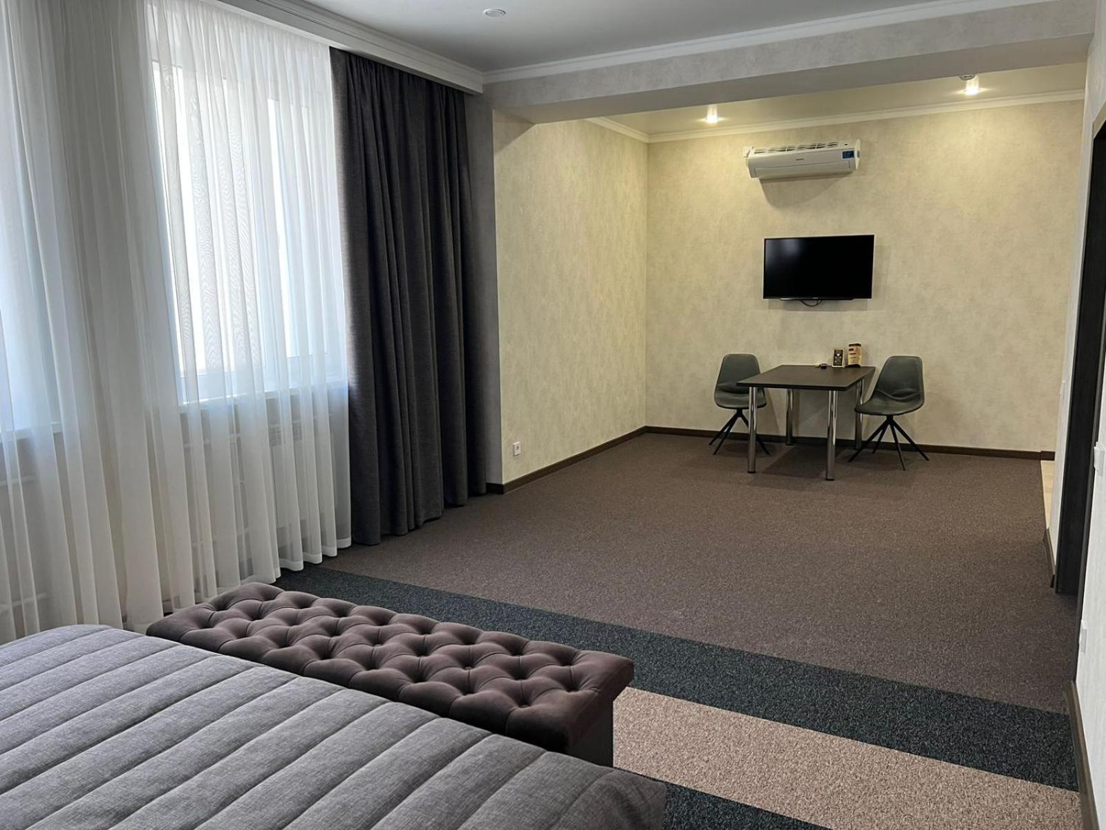 Meridian Karagandy Exteriér fotografie