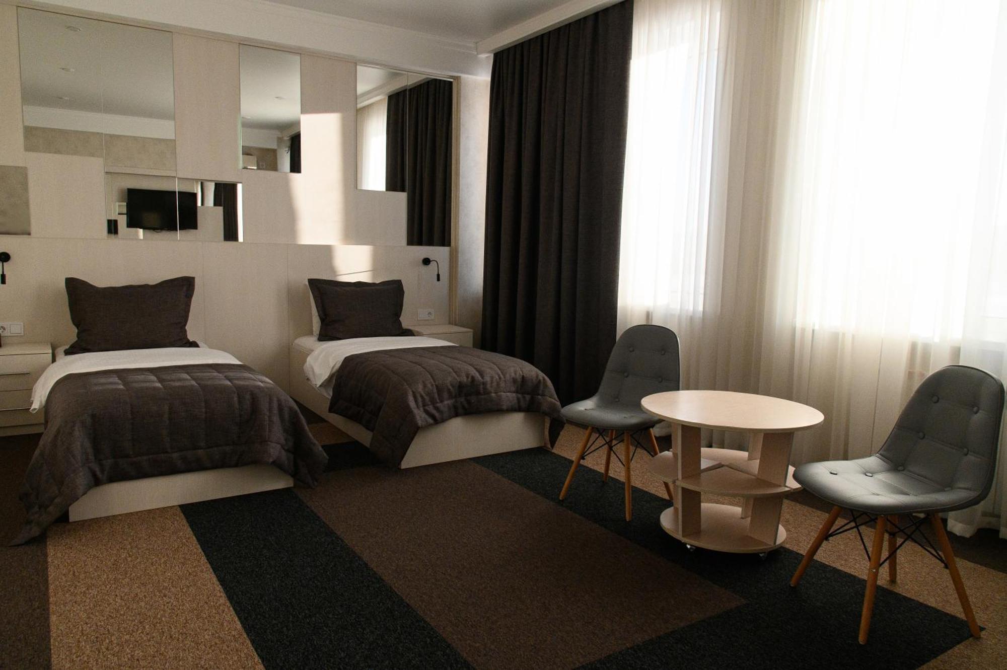 Meridian Karagandy Exteriér fotografie