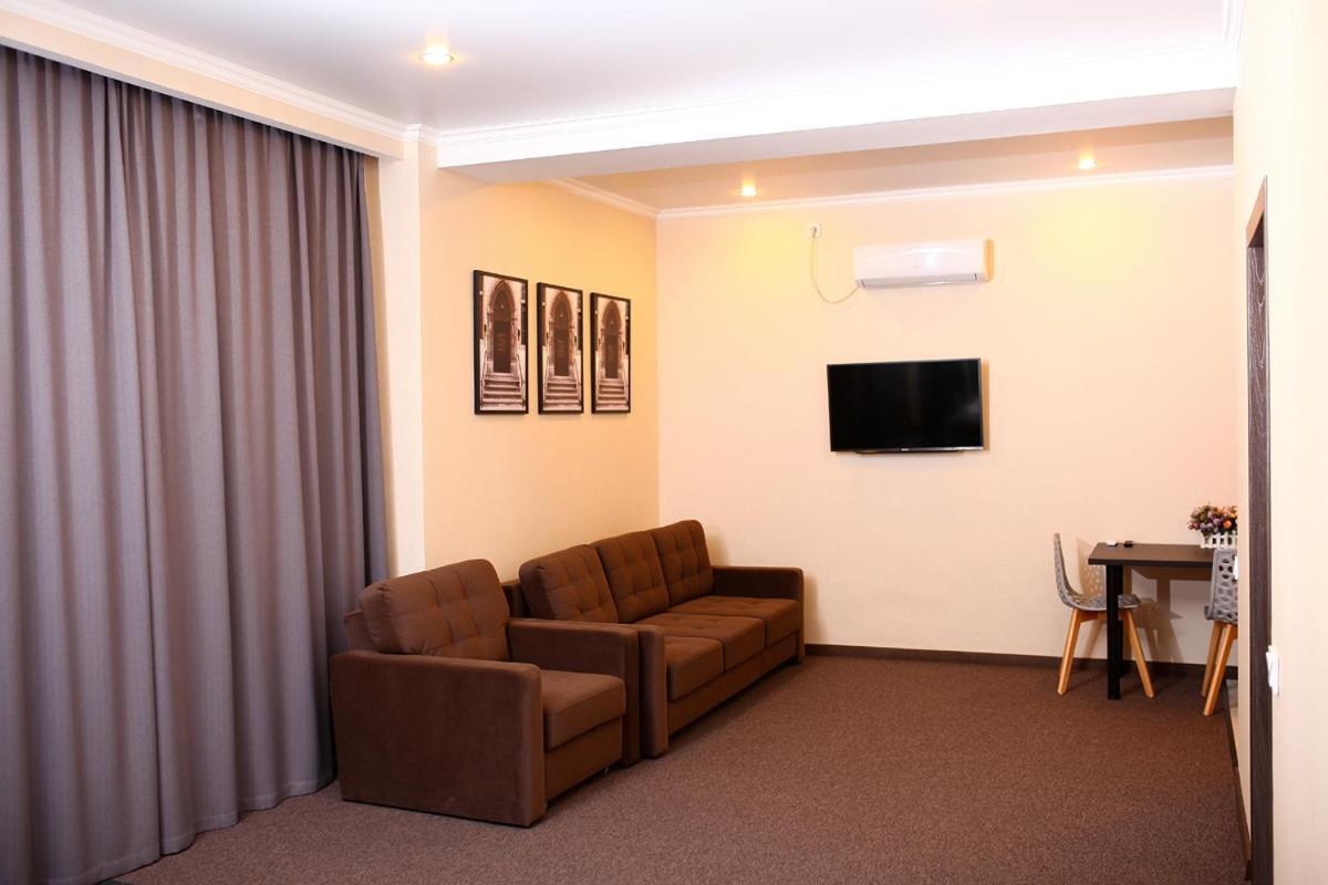 Meridian Karagandy Exteriér fotografie